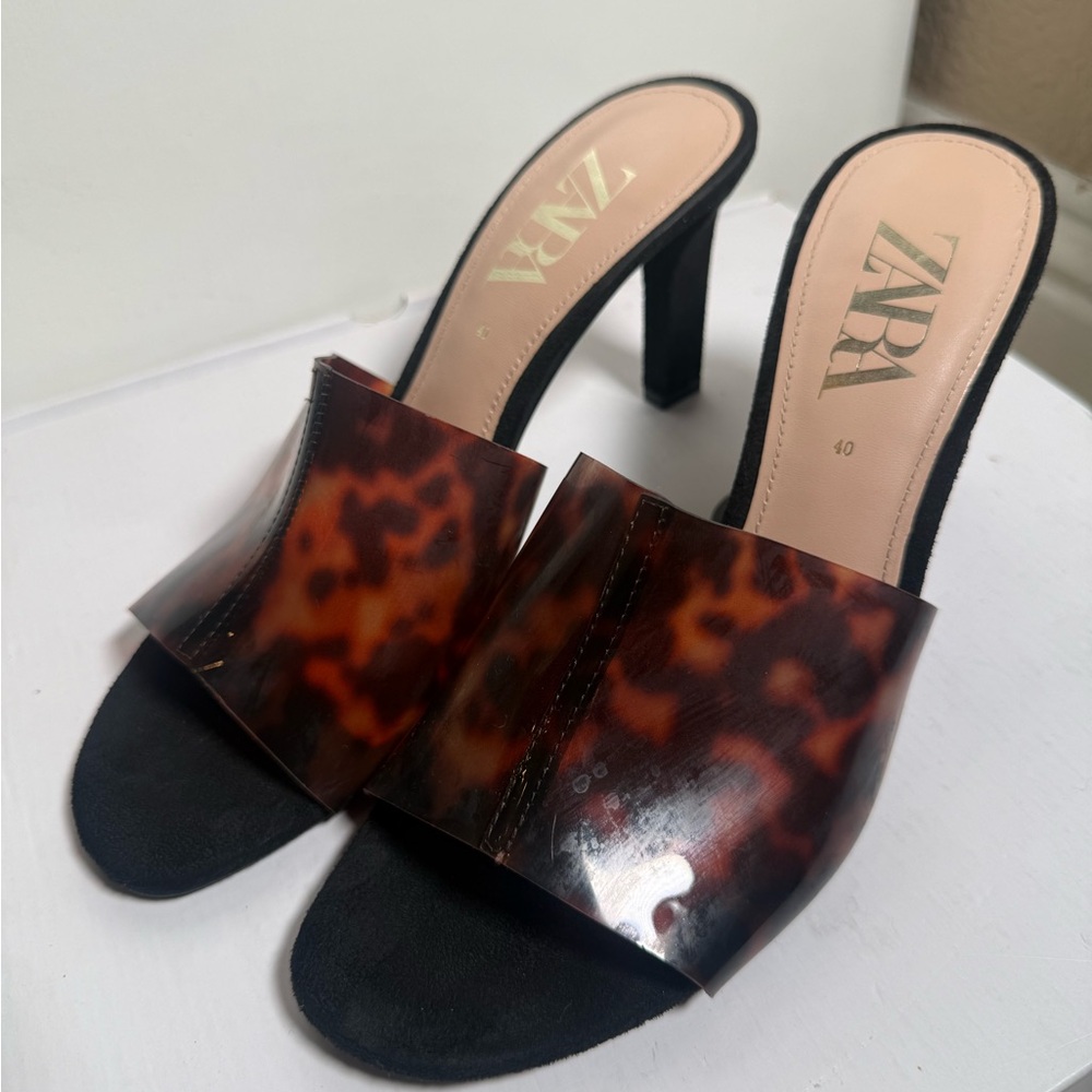 Zara Women's Brown Patterned Heels